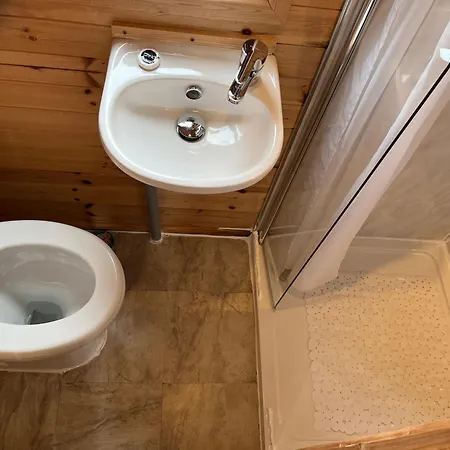 Earls View Pod Carna