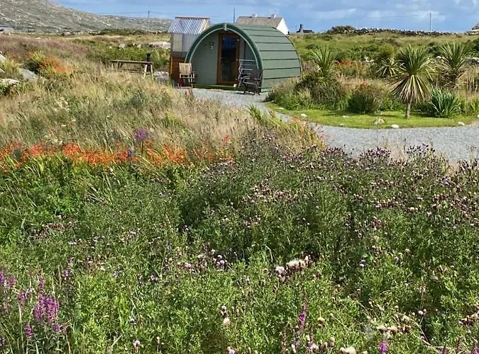 Earls View Pod Carna